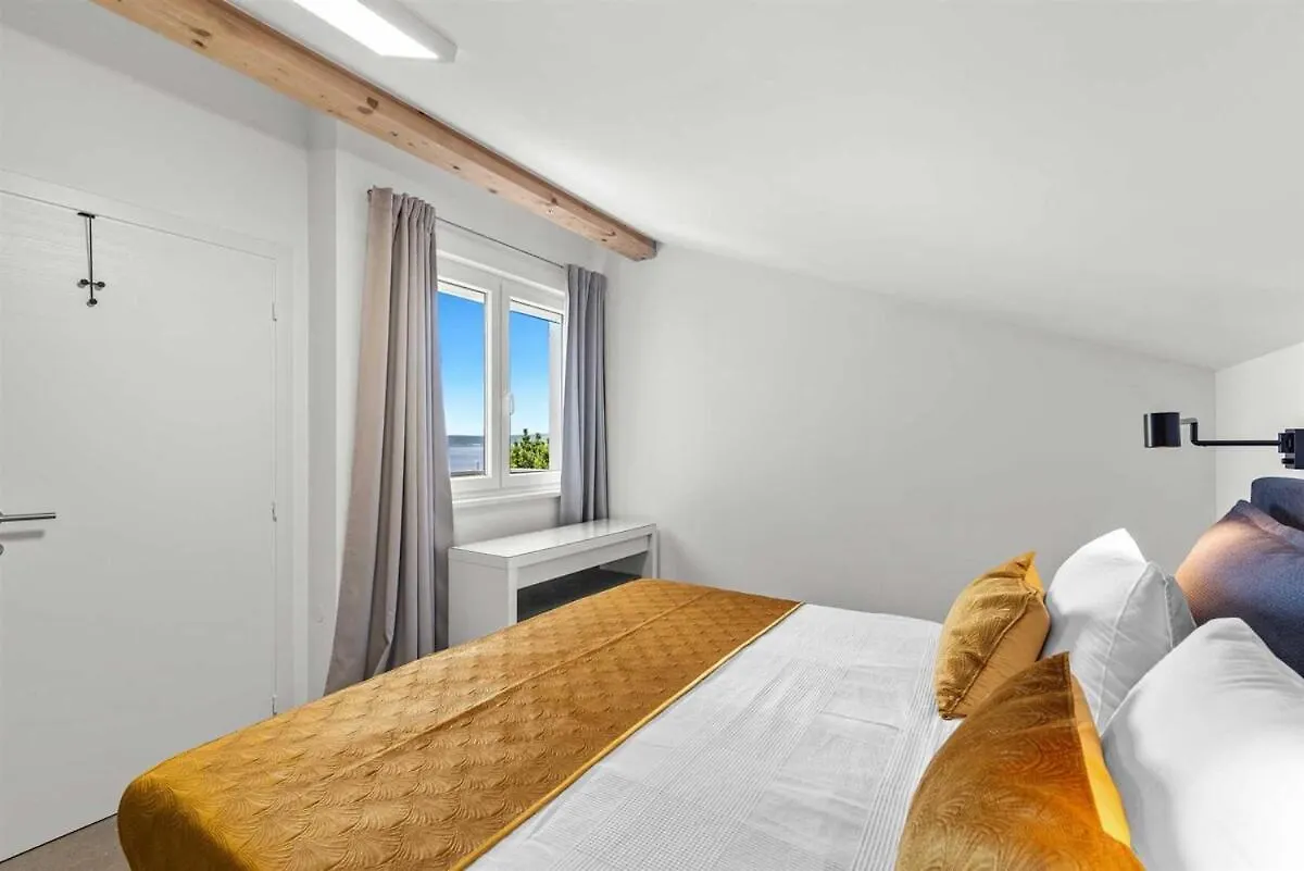 Apartment With Pool By Aneo Travel Novi Vinodolski