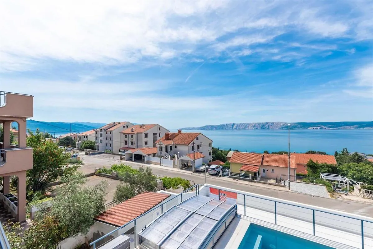 Apartment With Pool By Aneo Travel Novi Vinodolski